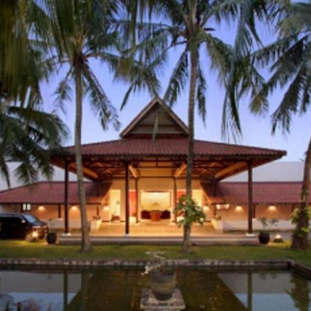 Grand Elty Krakatoa Hotel Kalianda Exterior photo